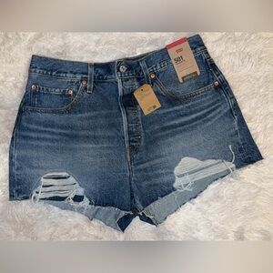 Levi high rise 501 Jean shorts